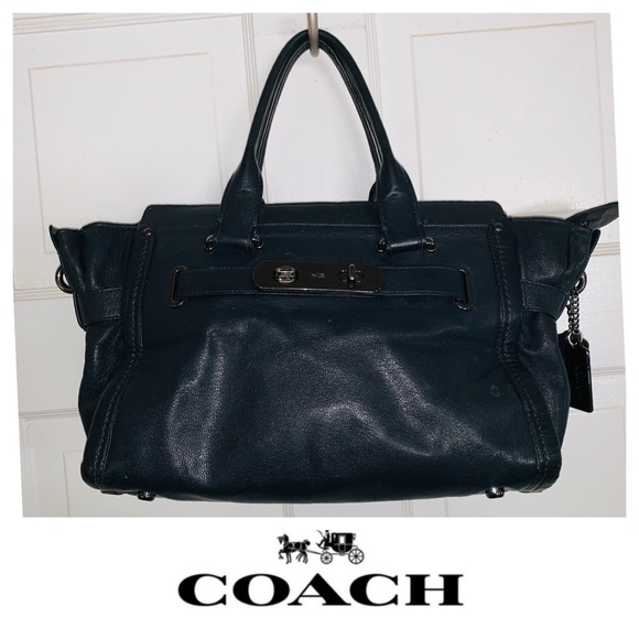 Coach Handbags - Trade w wesnquinnmelvin. Coach Swagger 27 Navy Bag